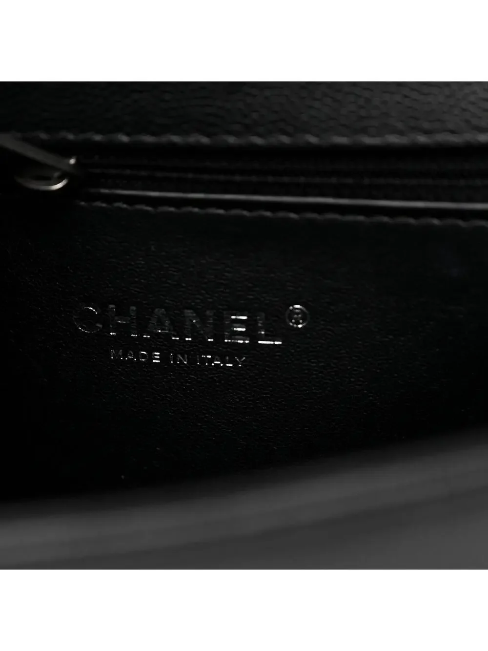 Chanel Caviar Quilted New Medium Boy #321982C31B